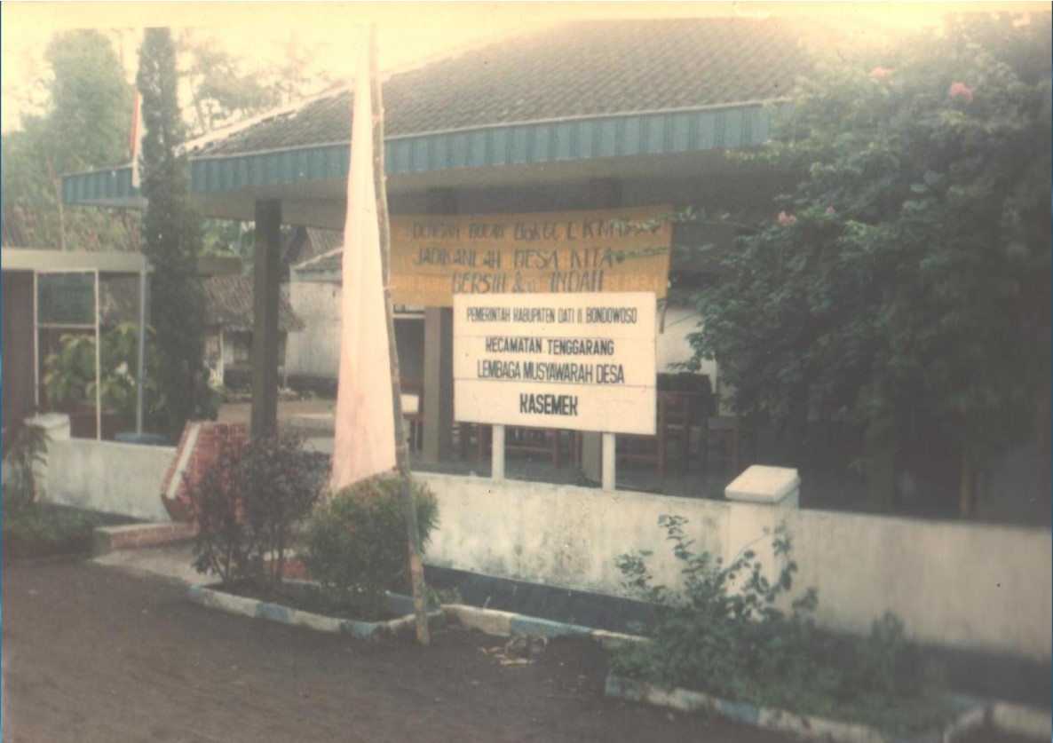 BALAI DESA LAMA.jpg